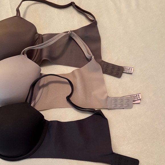 Victoria Secrets Elegant Women's Intimates Bra - Black, Brown, and Tan - Picture 3 of 10